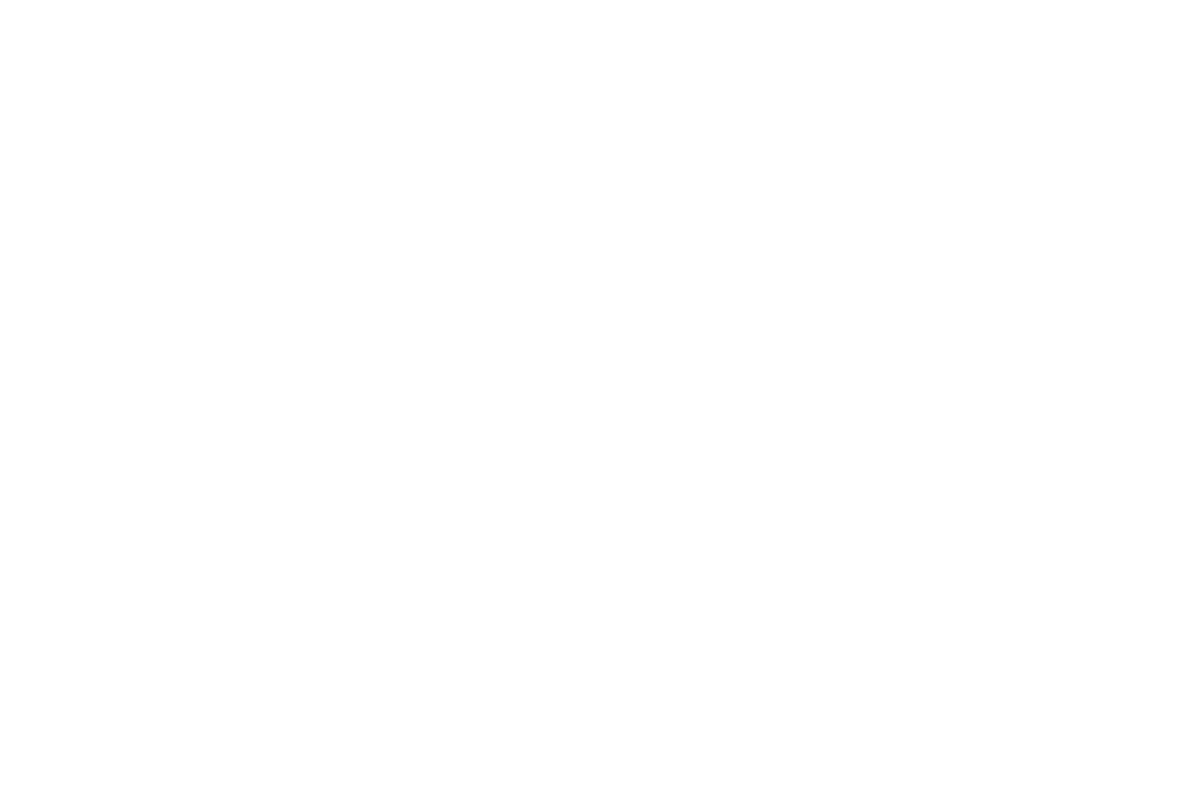 Pepper Weinglass Logo